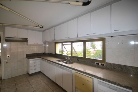 Apartamento para alugar com 280m², 4 quartos e 3 vagasCozinha 