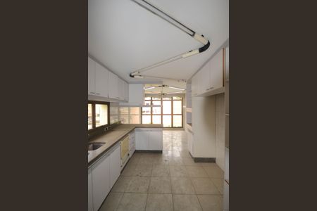 Apartamento para alugar com 280m², 4 quartos e 3 vagasCozinha 