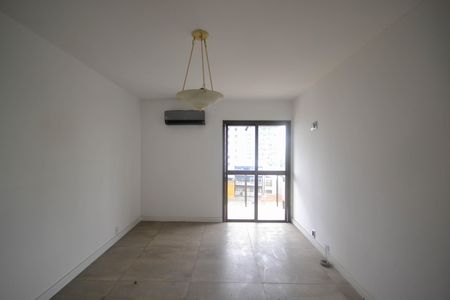 Apartamento para alugar com 280m², 4 quartos e 3 vagas Suíte 1