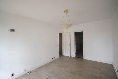 Apartamento para alugar com 280m², 4 quartos e 3 vagas Suíte 1