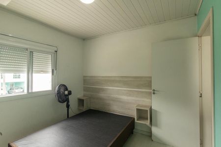 Quarto Suíte de casa para alugar com 1 quarto, 25m² em Uberaba, Curitiba