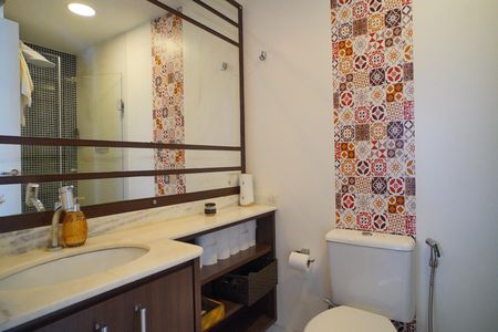 Apartamento para alugar com 68m², 2 quartos e 1 vaga Apartamento para alugar com 68m², 2 quartos e 1 vagaBanheiro