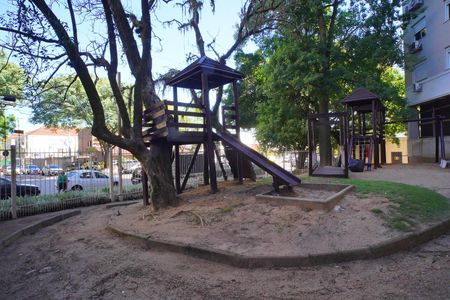 Apartamento para alugar com 68m², 2 quartos e 1 vaga Apartamento para alugar com 68m², 2 quartos e 1 vagaÁrea comum - Playground