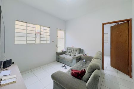 Casa para alugar com 2 quartos, 54m² em Cidade Salvador, Jacareí
