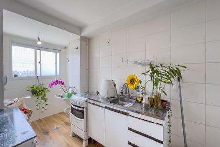 Apartamento para alugar com 40m², 2 quartos e 1 vagaCozinha e área de serviço 