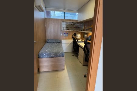 Apartamento à venda com 193m², 4 quartos e 2 vagas