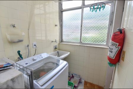 Apartamento à venda com 92m², 2 quartos e 1 vagaÁrea de Serviço