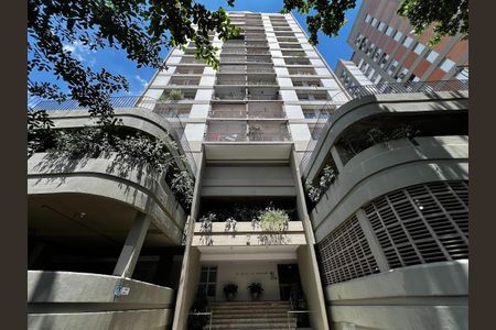 Apartamento à venda com 92m², 2 quartos e 1 vagaFachada