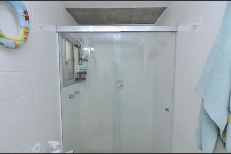 Apartamento à venda com 92m², 2 quartos e 1 vagaBanheiro Social