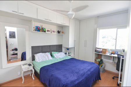 Apartamento à venda com 92m², 2 quartos e 1 vagaSuíte