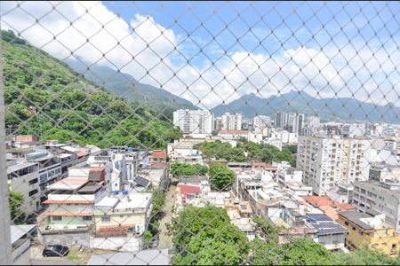 Apartamento à venda com 92m², 2 quartos e 1 vagaSuíte