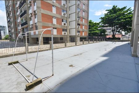 Apartamento à venda com 92m², 2 quartos e 1 vagaÁrea comum