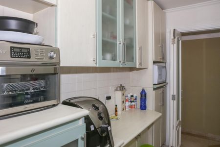 Apartamento à venda com 93m², 3 quartos e 2 vagasCozinha