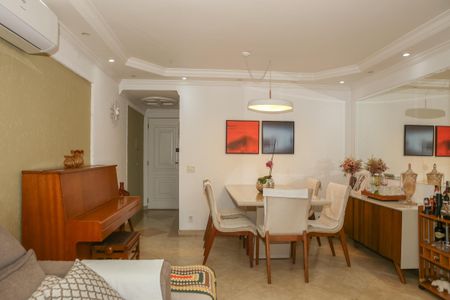 Apartamento à venda com 93m², 3 quartos e 2 vagasSala