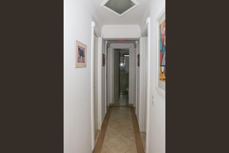 Apartamento à venda com 93m², 3 quartos e 2 vagasCorredor