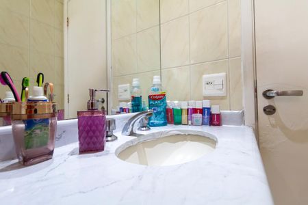 Apartamento para alugar com 57m², 2 quartos e 1 vagaBanheiro 2