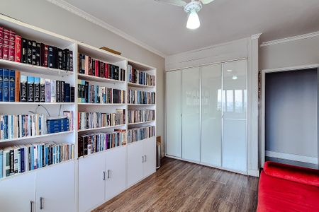 Apartamento à venda com 200m², 3 quartos e 2 vagasQuarto 2