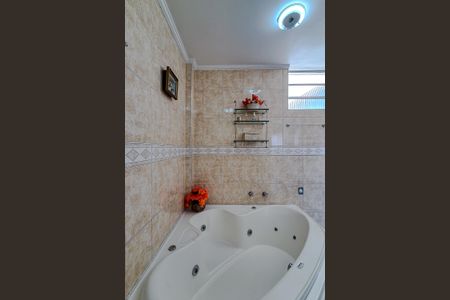 Apartamento à venda com 200m², 3 quartos e 2 vagasBanheiro da Suíte