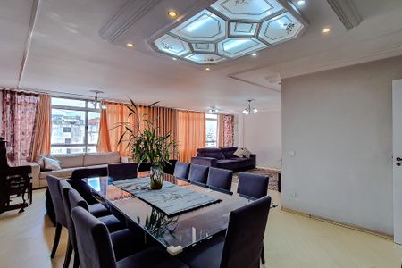 Apartamento à venda com 200m², 3 quartos e 2 vagasSala