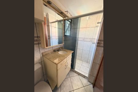 Banheiro de apartamento à venda com 1 quarto, 55m² em Cristo Redentor, Porto Alegre