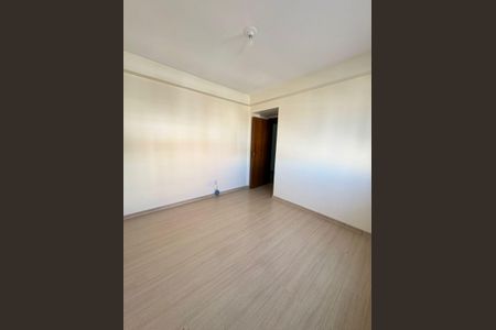 Quarto de apartamento à venda com 1 quarto, 55m² em Cristo Redentor, Porto Alegre