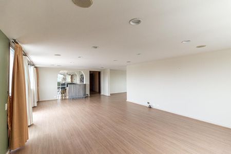 Apartamento à venda com 260m², 4 quartos e 3 vagasSala