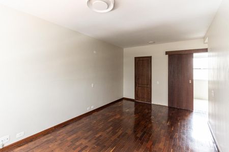 Apartamento à venda com 260m², 4 quartos e 3 vagasQuarto da Suíte