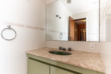 Apartamento à venda com 260m², 4 quartos e 3 vagasBanheiro 2