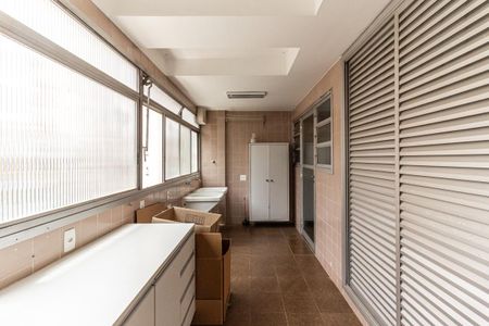 Apartamento à venda com 260m², 4 quartos e 3 vagasÁrea de Serviço