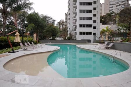 Apartamento à venda com 260m², 4 quartos e 3 vagasPiscina