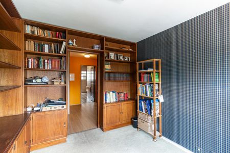 Apartamento à venda com 260m², 4 quartos e 3 vagasQuarto 4