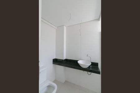 Apartamento à venda com 82m², 3 quartos e 2 vagasBanheiro Social