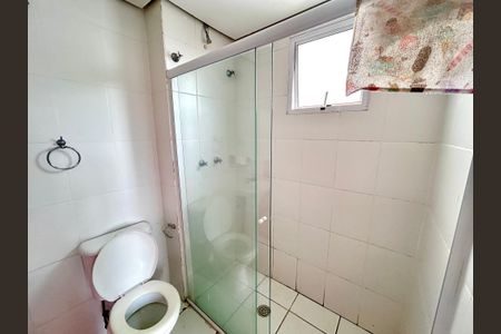 Apartamento para alugar com 67m², 2 quartos e 1 vaga Apartamento para alugar com 67m², 2 quartos e 1 vagaBanheiro da Suíte