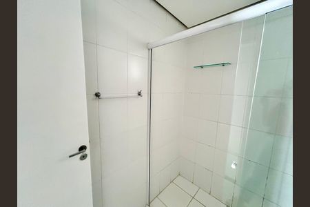 Apartamento para alugar com 67m², 2 quartos e 1 vaga Apartamento para alugar com 67m², 2 quartos e 1 vagaBanheiro 1