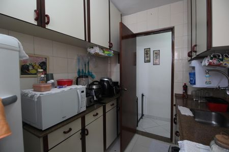 Apartamento à venda com 58m², 2 quartos e 1 vagaCozinha