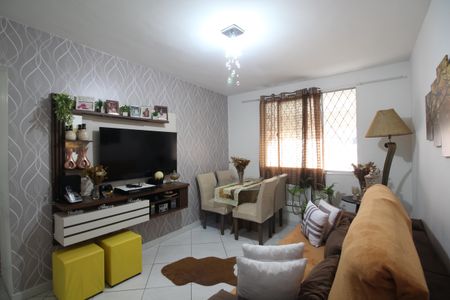 Sala de apartamento à venda com 2 quartos, 58m² em Pechincha, Rio de Janeiro