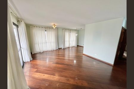 Apartamento à venda com 143m², 4 quartos e 3 vagasSala
