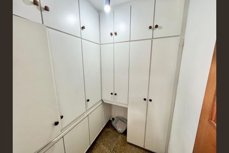 Apartamento à venda com 143m², 4 quartos e 3 vagasQuarto de Serviço