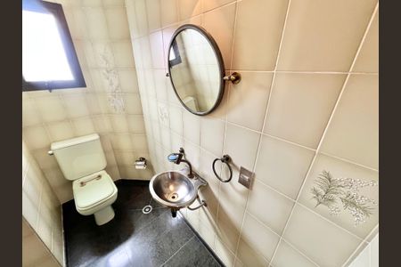 Apartamento à venda com 143m², 4 quartos e 3 vagasLavabo