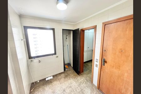 Apartamento à venda com 143m², 4 quartos e 3 vagasÁrea de Serviço