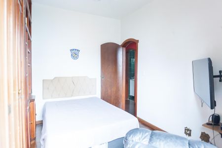 Apartamento à venda com 90m², 3 quartos e 1 vagaquarto 2