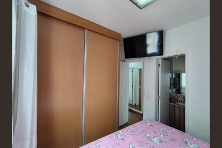 Apartamento à venda com 74m², 3 quartos e 1 vagaSuíte 