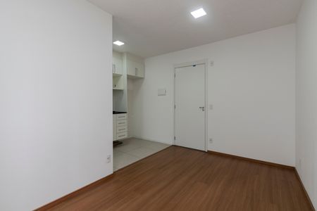Sala de apartamento para alugar com 2 quartos, 38m² em Santo Amaro, São Paulo