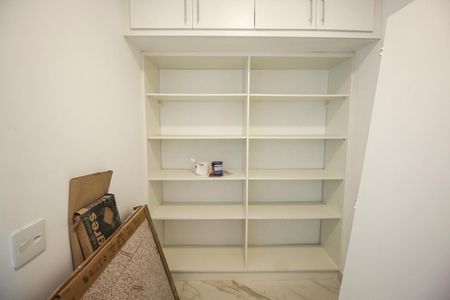 Apartamento para alugar com 75m², 2 quartos e 1 vagaQuarto de Serviço