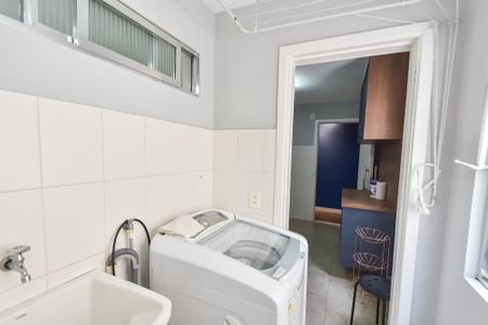 Apartamento à venda com 71m², 3 quartos e 1 vaga Apartamento à venda com 71m², 3 quartos e 1 vagaÁrea de serviço