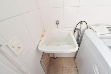Apartamento à venda com 71m², 3 quartos e 1 vaga Apartamento à venda com 71m², 3 quartos e 1 vagaÁrea de serviço