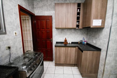 Casa para alugar com 117m², 2 quartos e 2 vagasCozinha