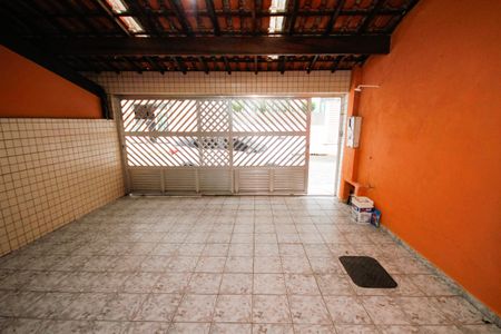 Casa para alugar com 117m², 2 quartos e 2 vagasGaragem