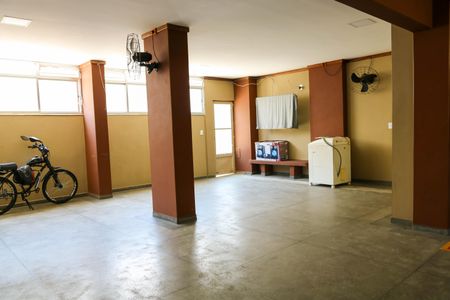 Apartamento à venda com 66m², 3 quartos e 1 vaga Apartamento à venda com 66m², 3 quartos e 1 vagaÁrea comum - Salão de festas