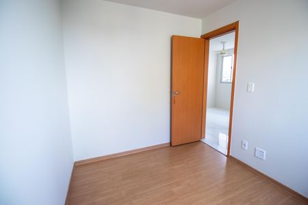Quarto 1 de apartamento para alugar com 2 quartos, 48m² em Colégio, Rio de Janeiro